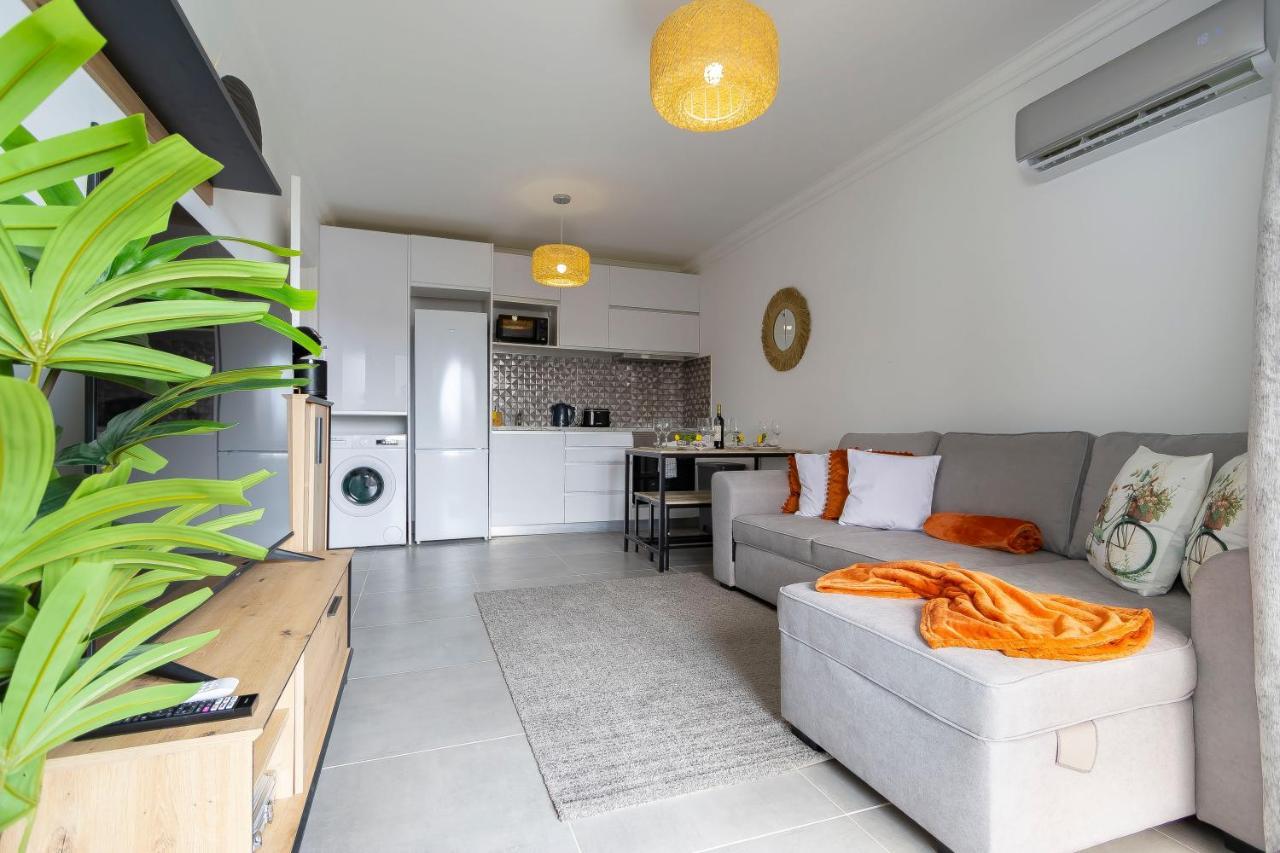 3 Minutes To The Beach, 2 Bedroom Amazing Apt With Balcony, Bbq Grill And Pool Сагреш Екстер'єр фото