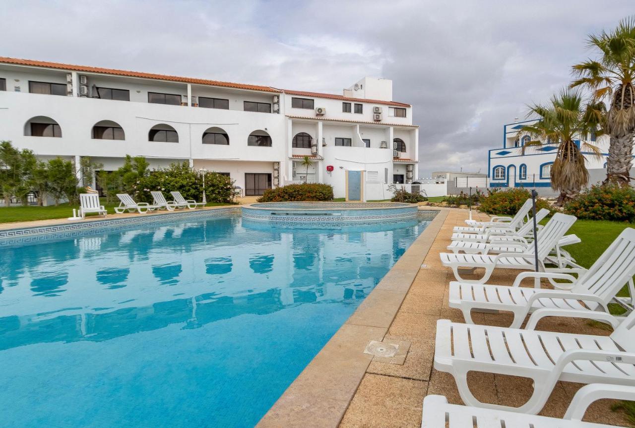 3 Minutes To The Beach, 2 Bedroom Amazing Apt With Balcony, Bbq Grill And Pool Сагреш Екстер'єр фото